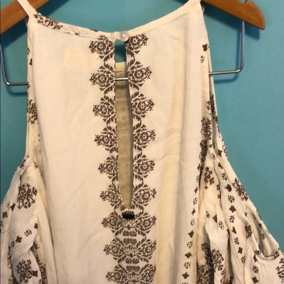 O'NEILL Keyhole Cutout Cold Shoulder Short Dress - Picture 3 of 3
